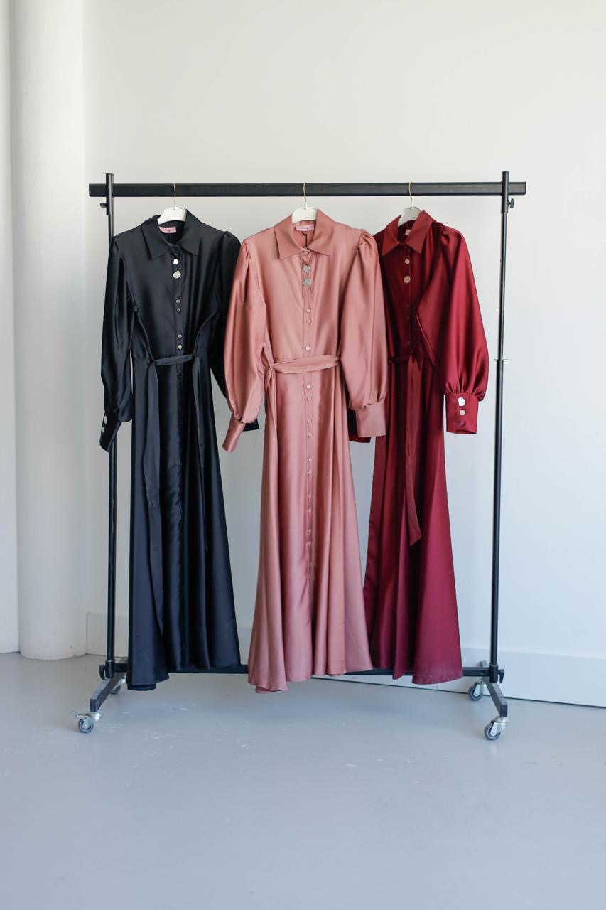 Belted satin dress LP 1532