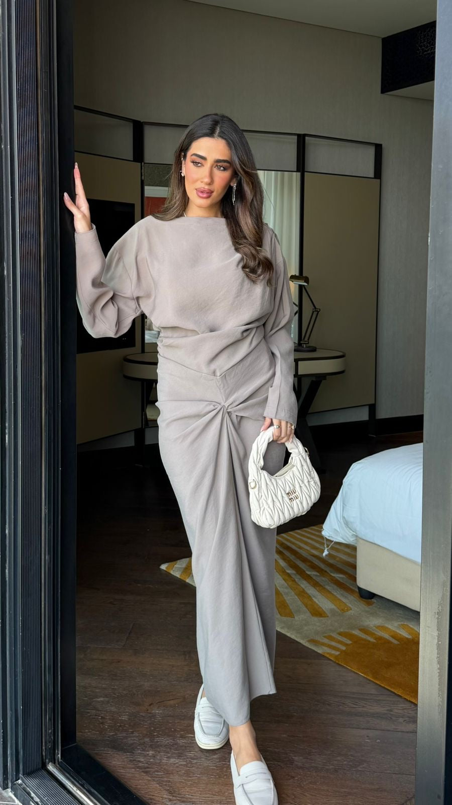 2 PCS SET 25K674 - HANGER