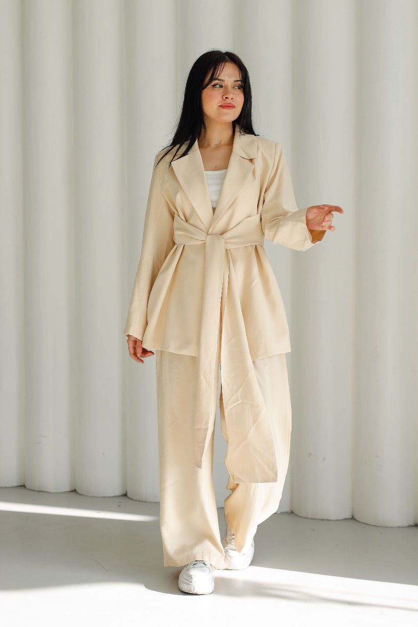 Belted blazer KB 3109