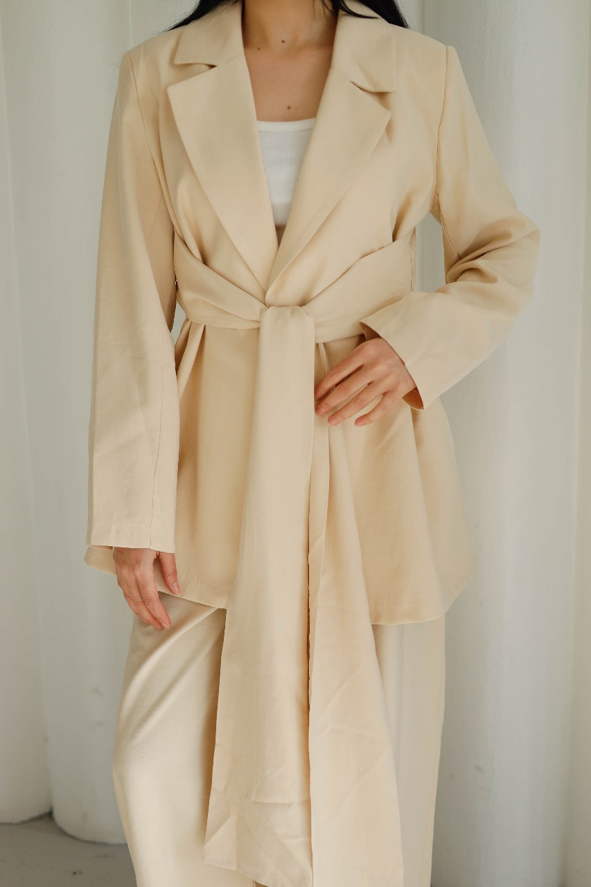 Belted blazer KB 3109