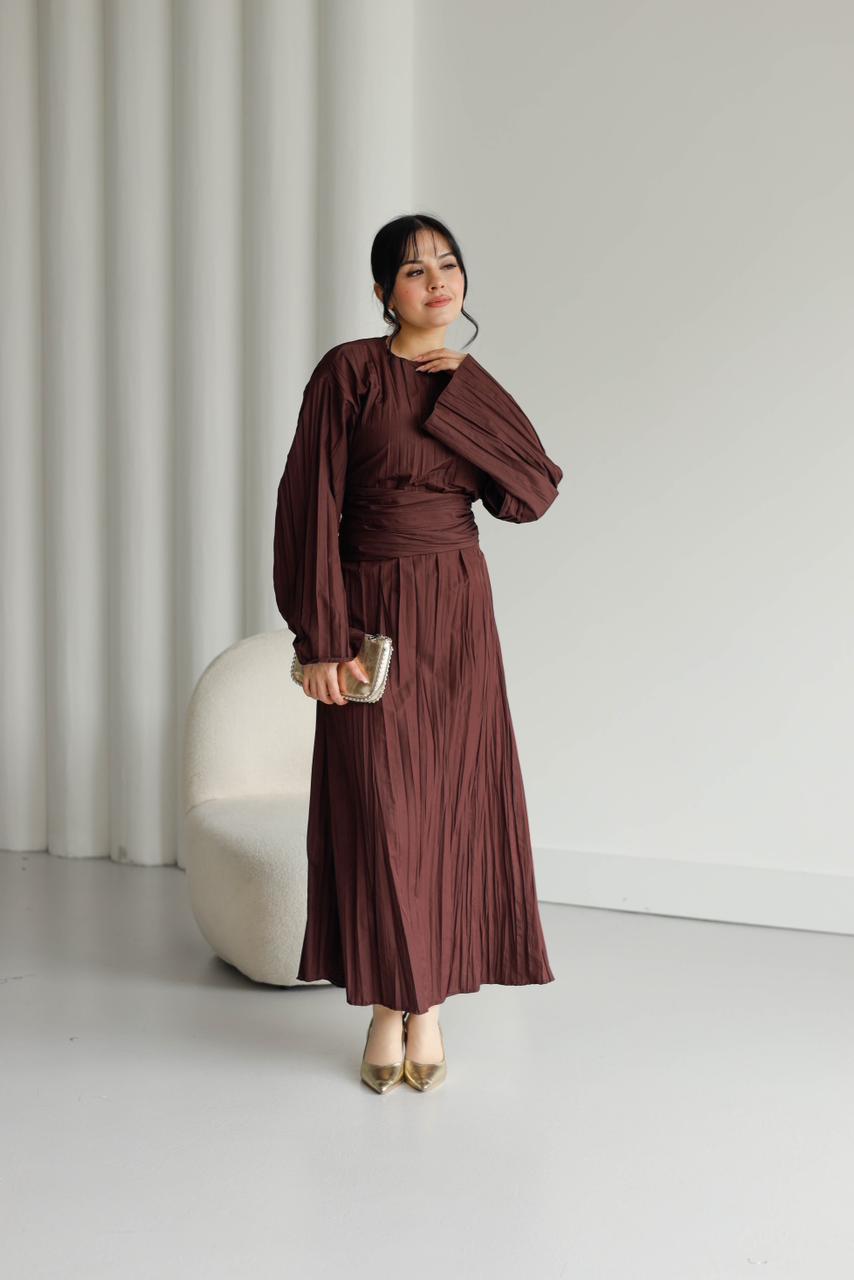 Dress OU 21184