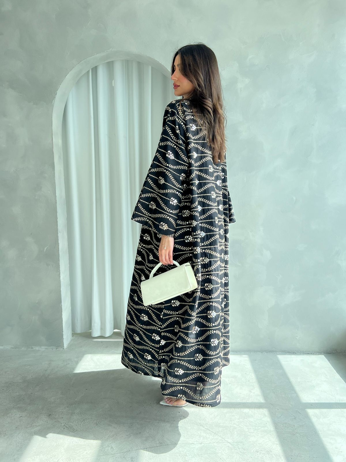 Kuwaiti abaya F 4113