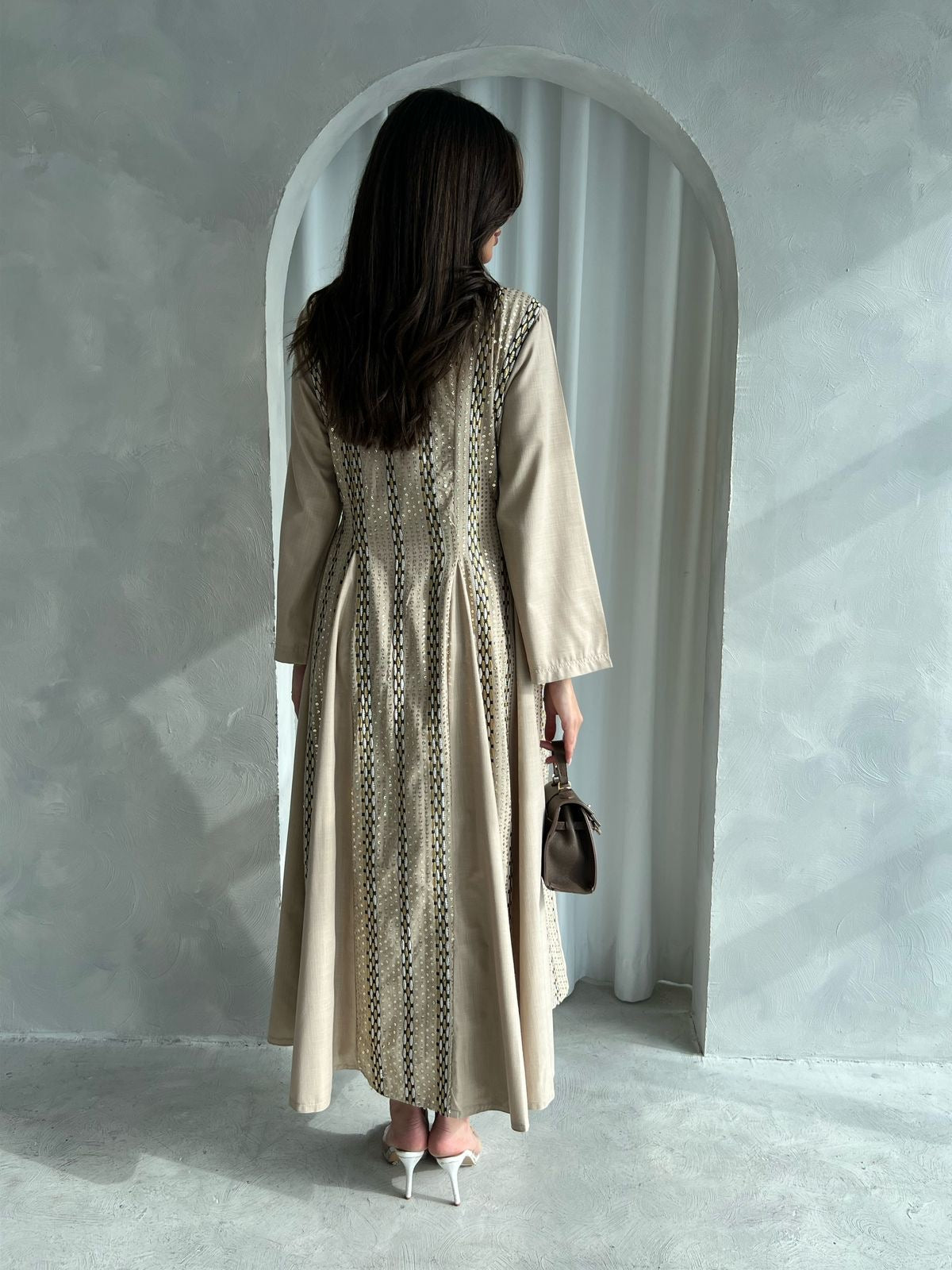 Kuwaiti dress F 4140