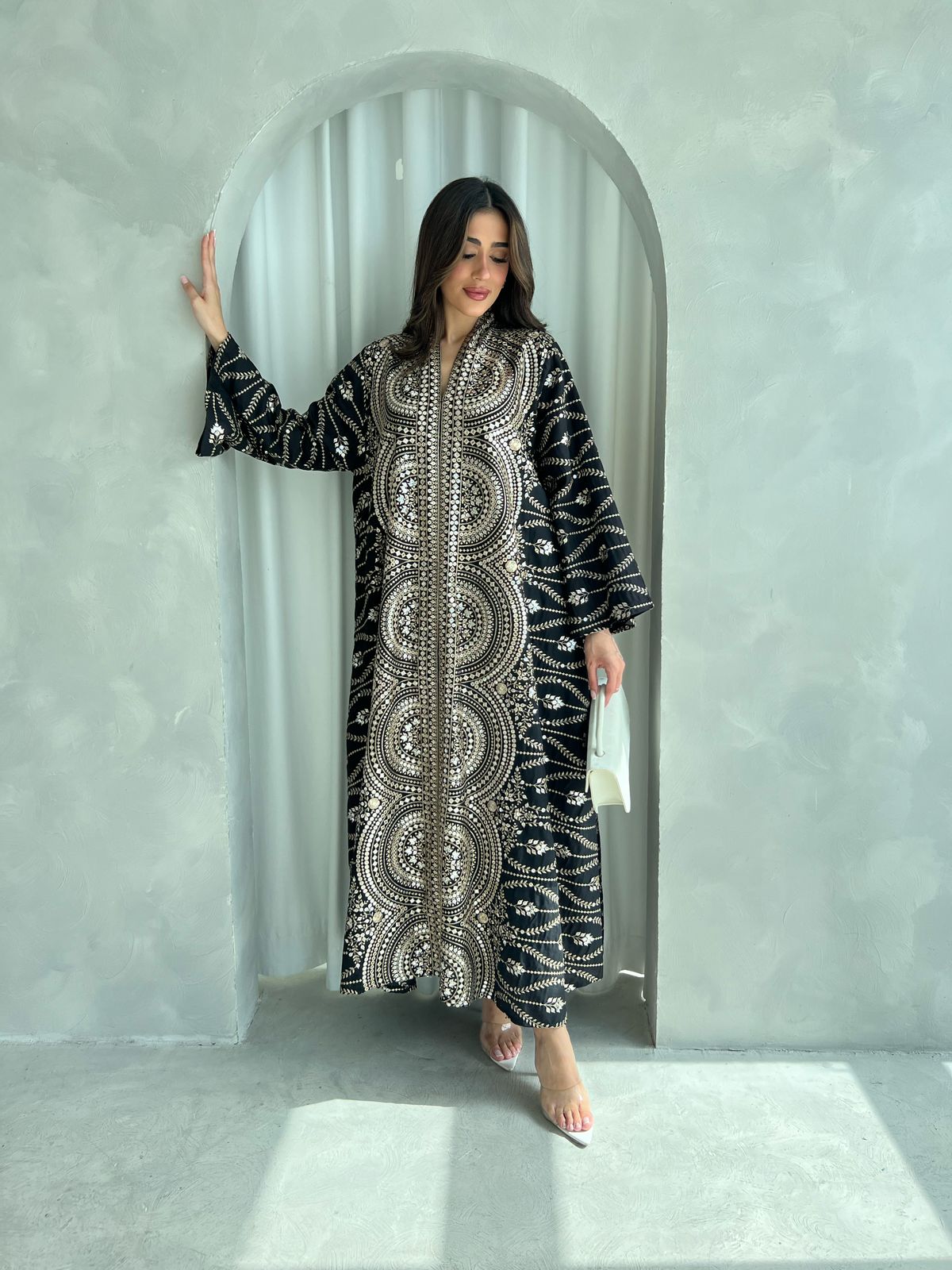 Kuwaiti abaya F 4113
