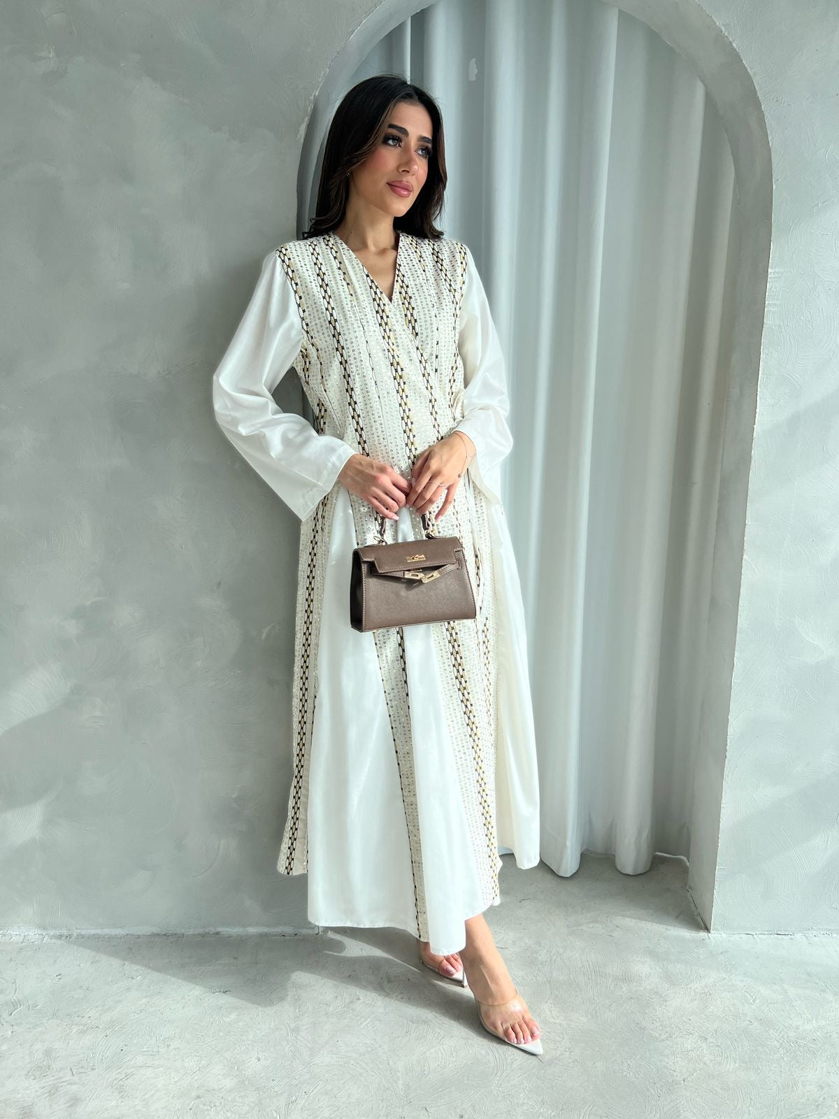 Kuwaiti dress F 4140