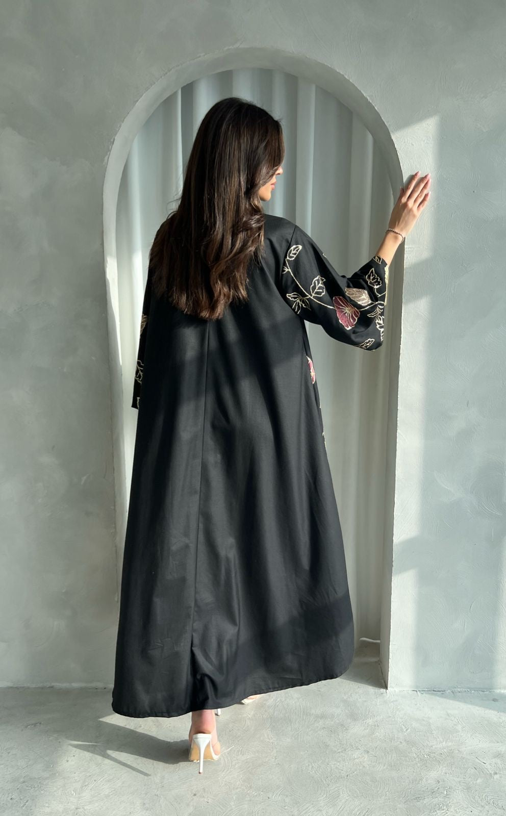 Kuwaiti dress F 2518