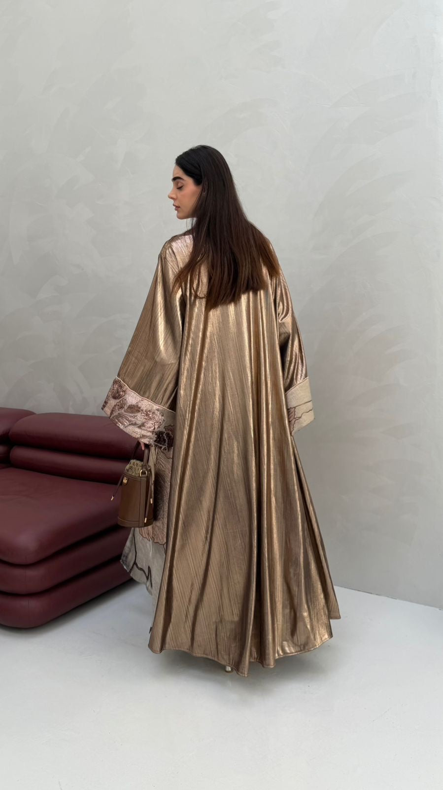 ABAYA 41-52 - HANGER