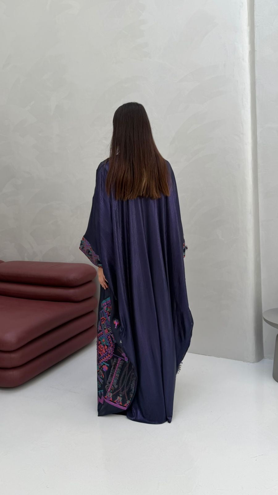 ABAYA 41-53 - HANGER