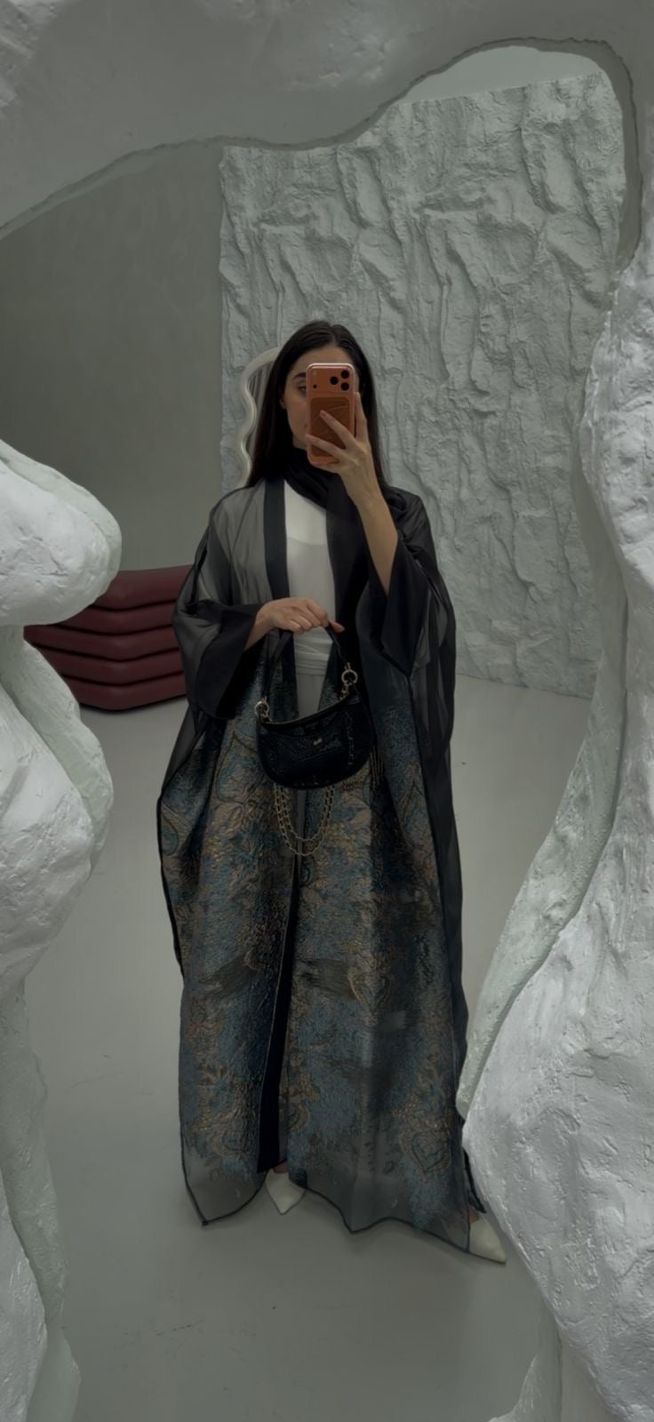 ABAYA 41-49 - HANGER