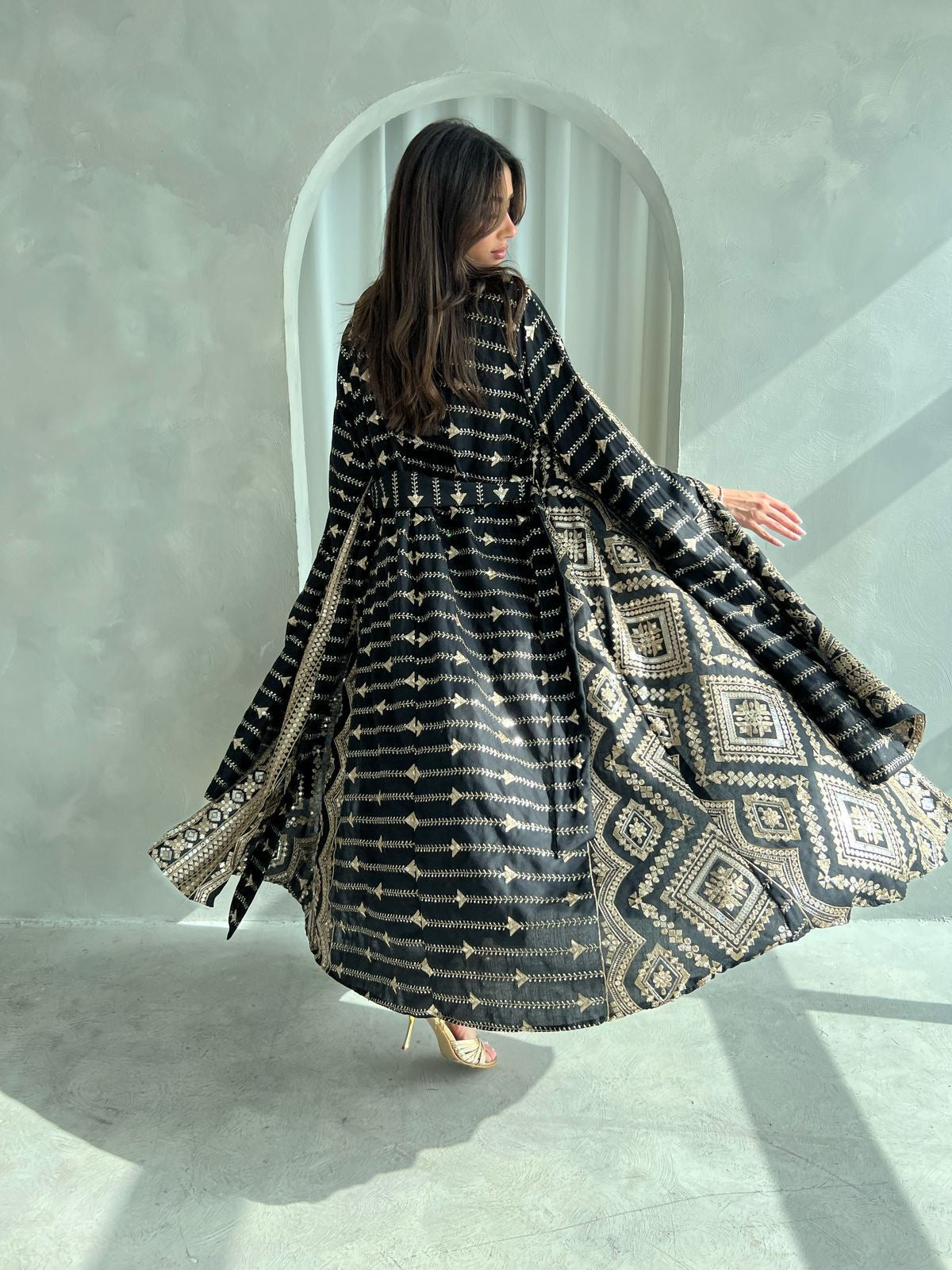 Kuwaiti abaya dress F 4108