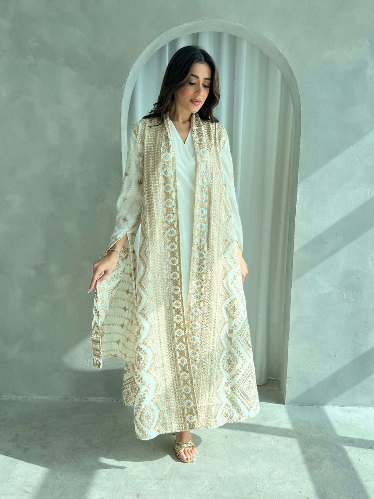 Kuwaiti abaya dress F 4108