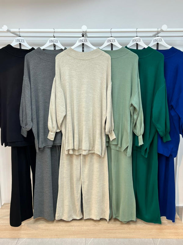 BDA KNIT SET - HANGER