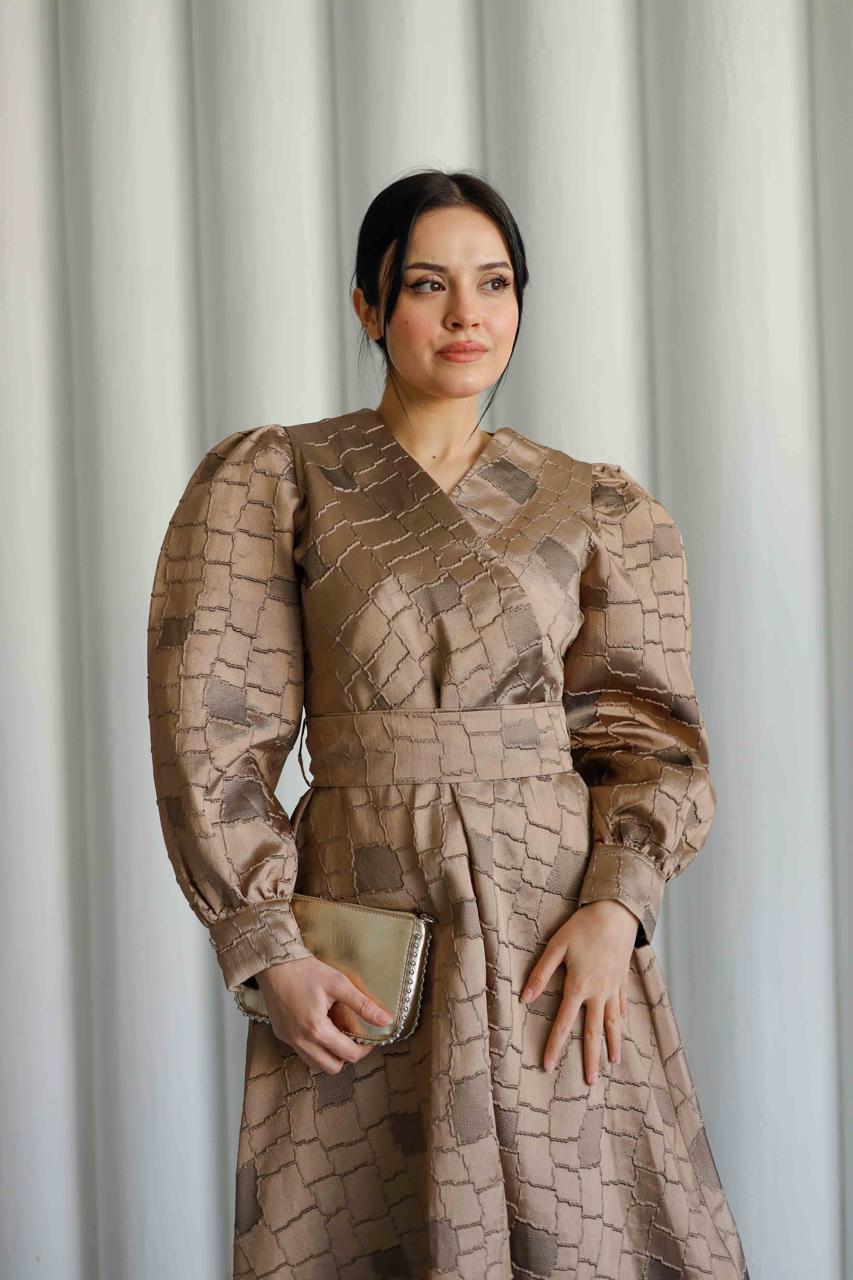 Belted dress LP 1849