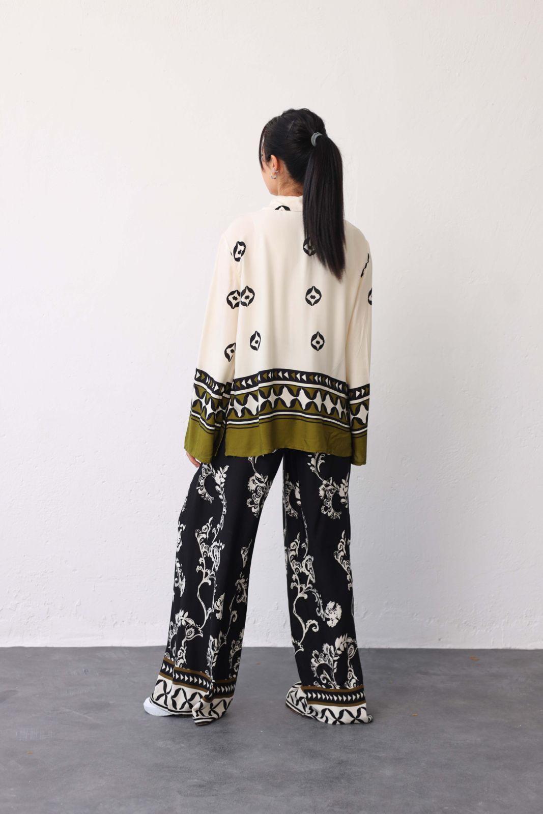 Patterned set 98473