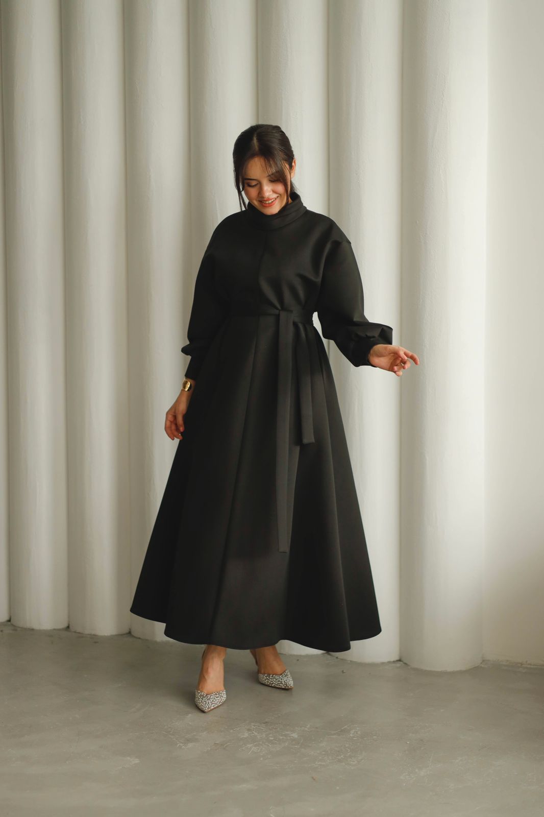belted dress LN  2907
