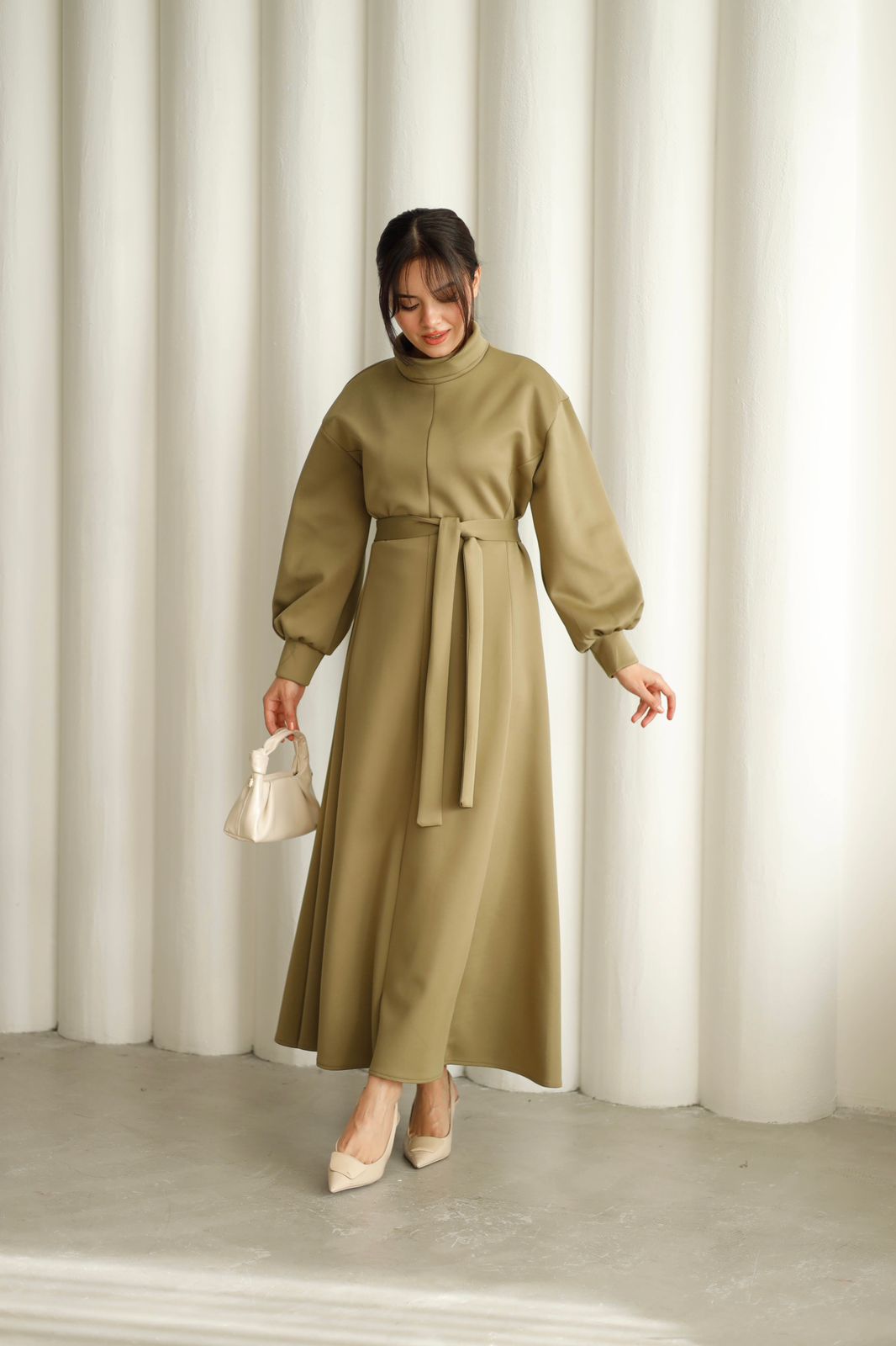 belted dress LN  2907
