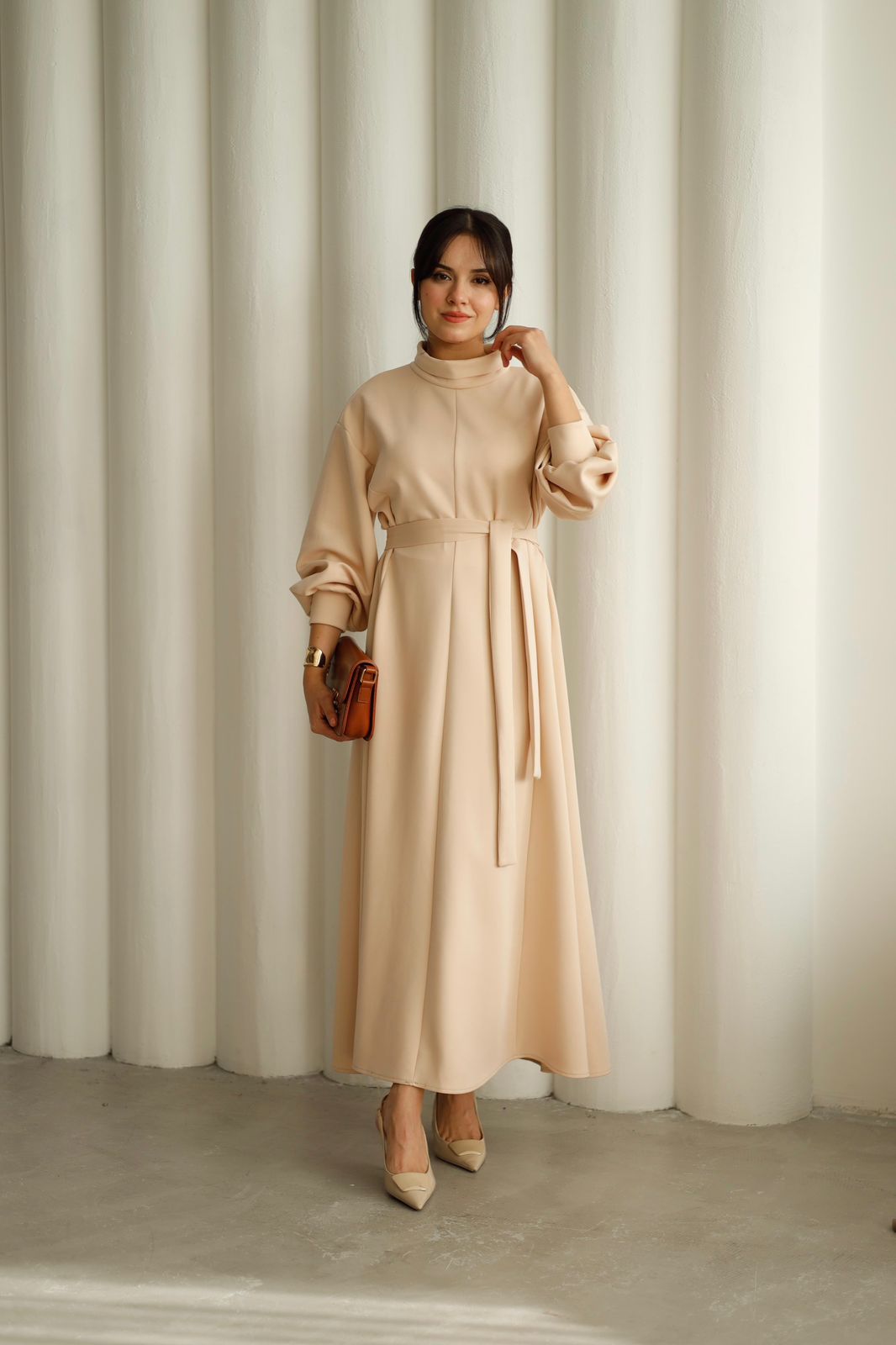 belted dress LN  2907