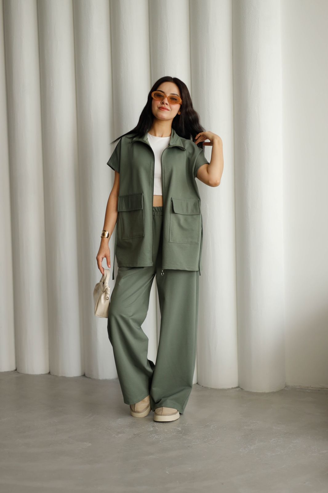 cut sleeve zip set 2091