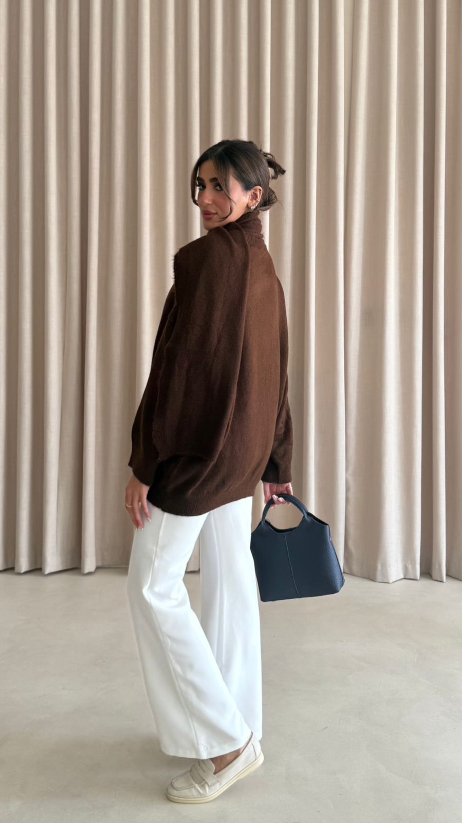 SCARF SWEATER E-25-811