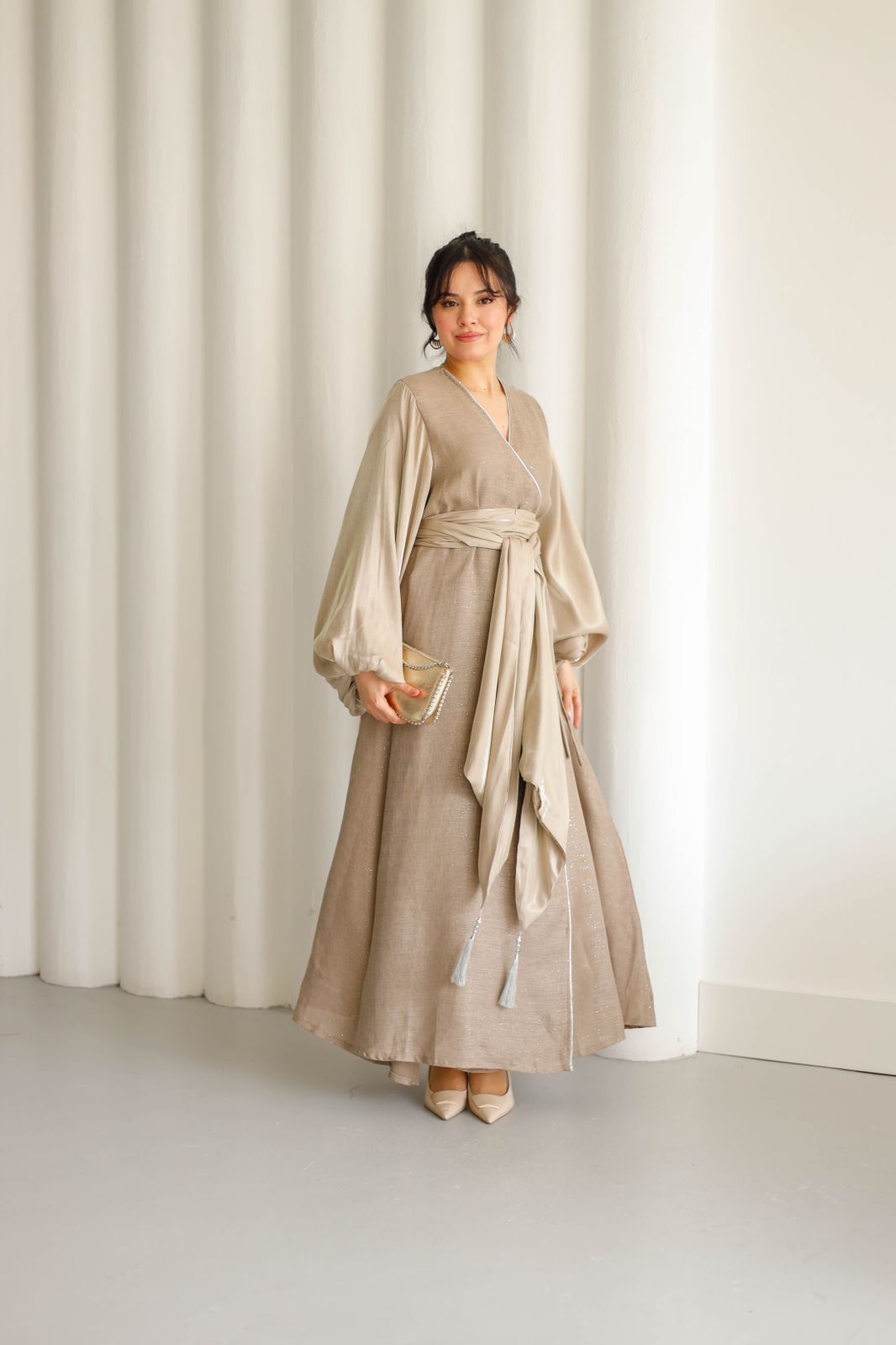 Kuwaiti dress F 879