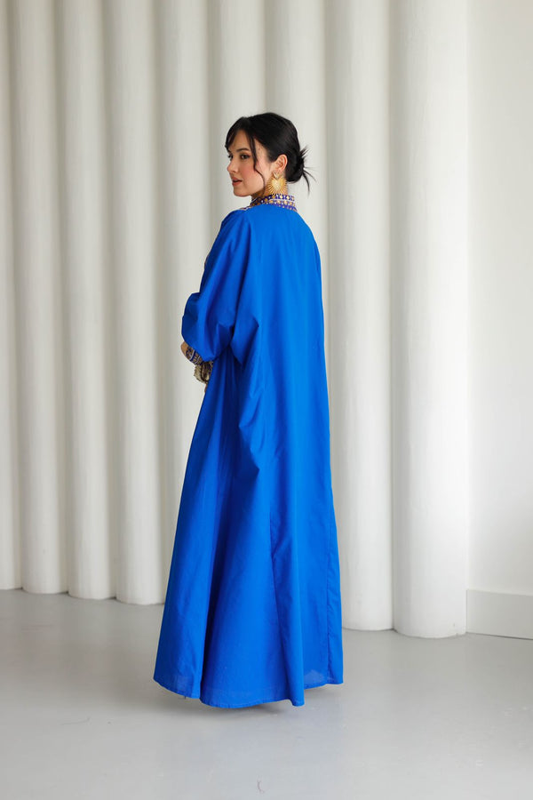 Kuwaiti V-neck D1045