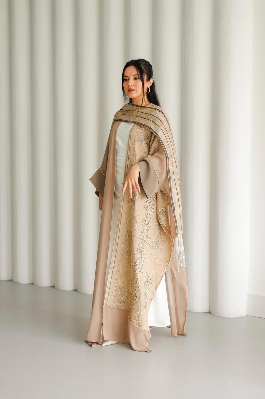 Abaya A 9105