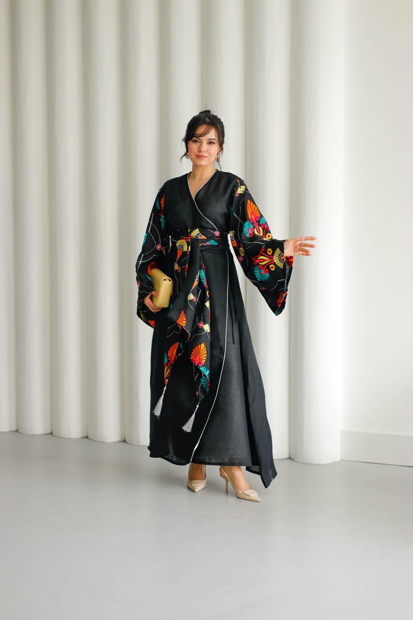 Kuwaiti dress F884