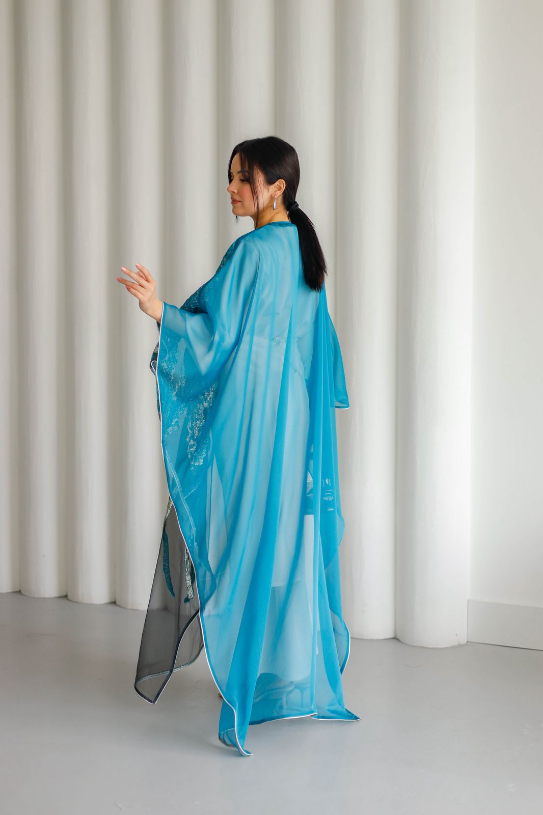 Abaya A 9130