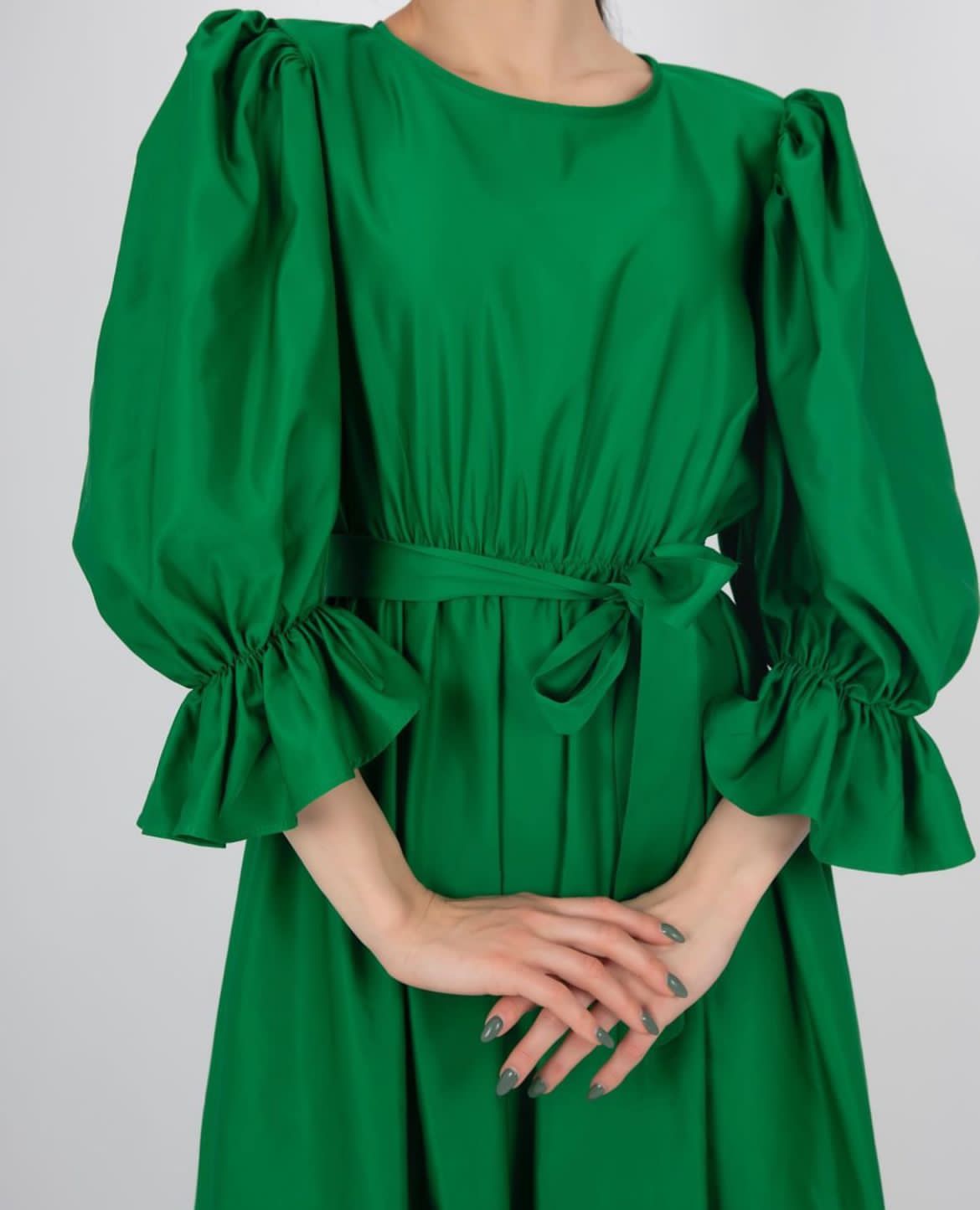 Dress puffy sleeve D