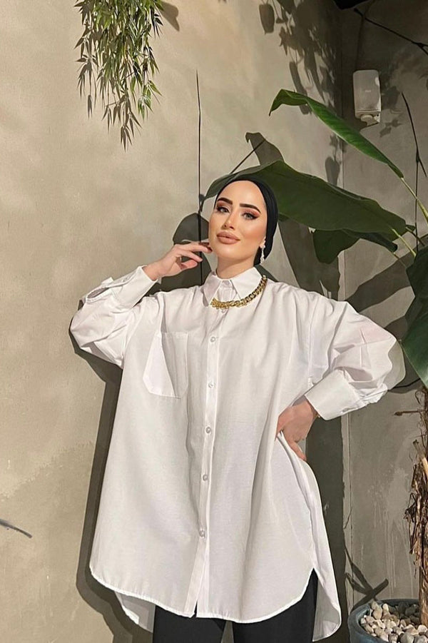 Shirt w/ necklace D - HANGER