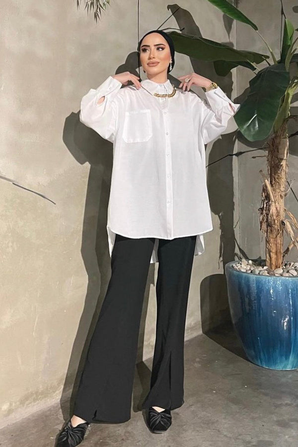 Shirt w/ necklace D - HANGER
