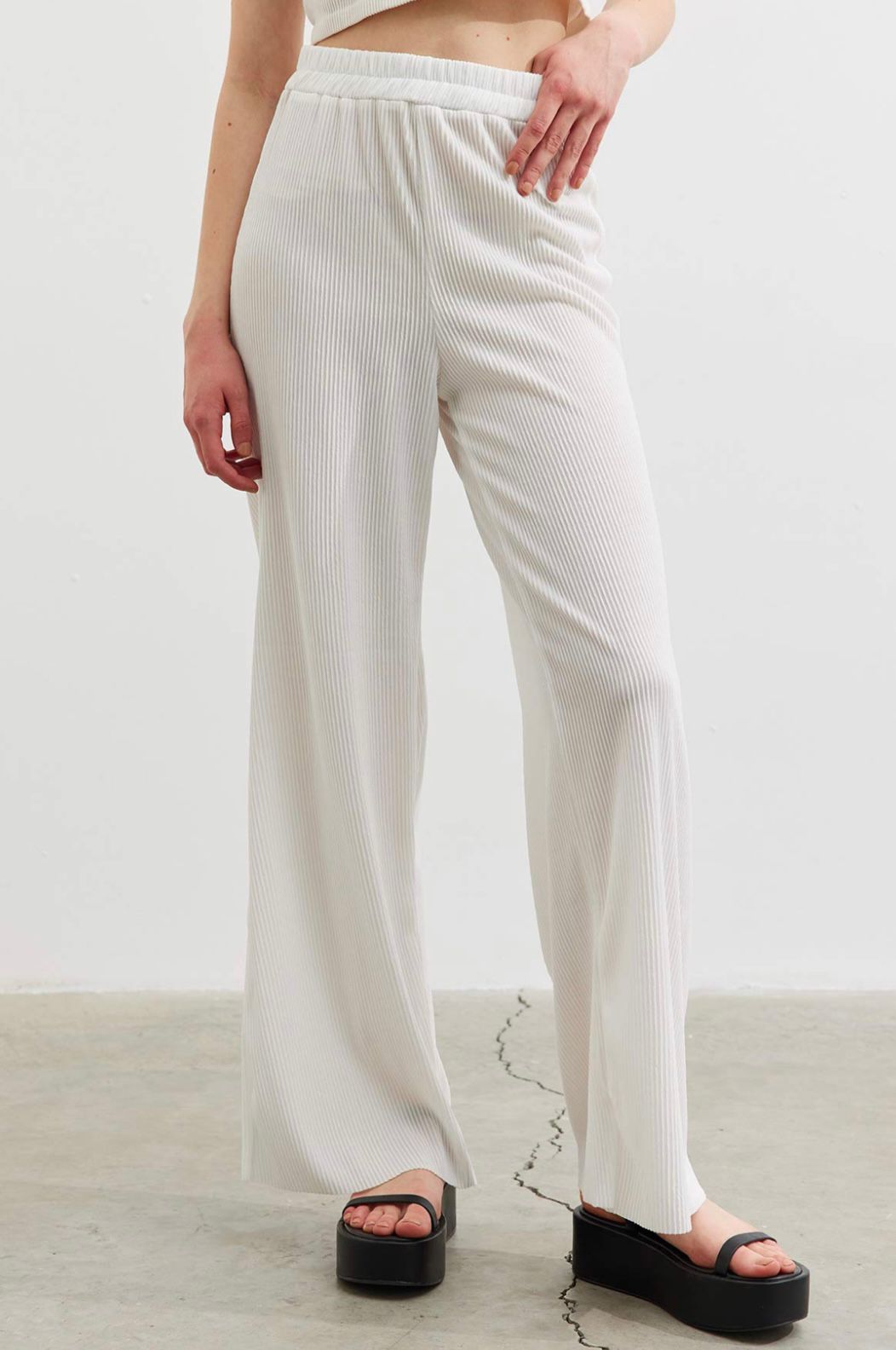 Wide line pant H6 (D)